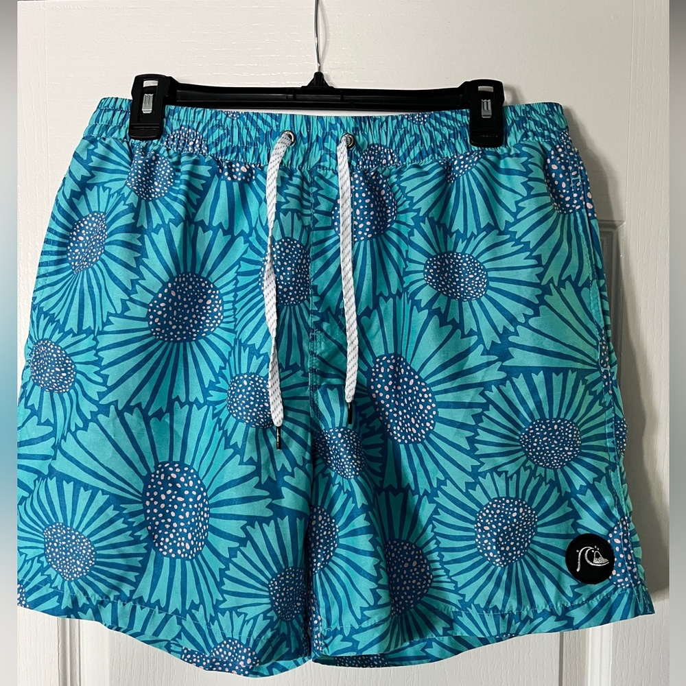 Quiksilver Turquoise Floral Swim Trunks Size‎ Large